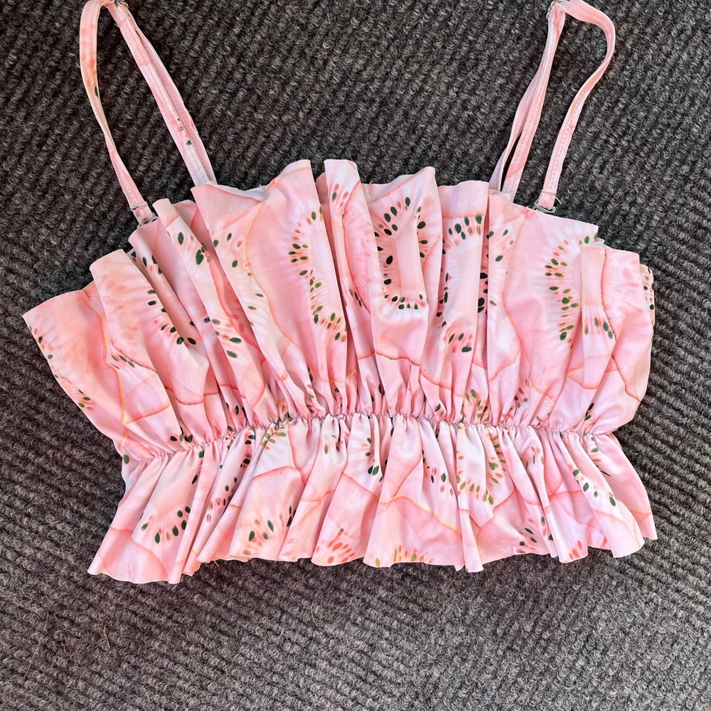 Kortni Jeane ruffle swim top!— Small
